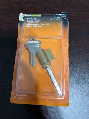 Cylinder Lock with Key - Brass and Silver